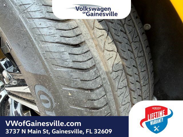 Used 2024 Ford Mustang Coupe RWD image 38