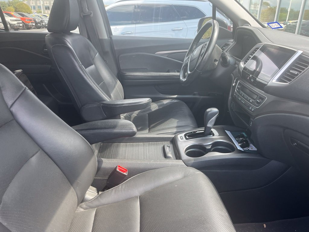Used 2018 Honda Ridgeline RTL-T image 4