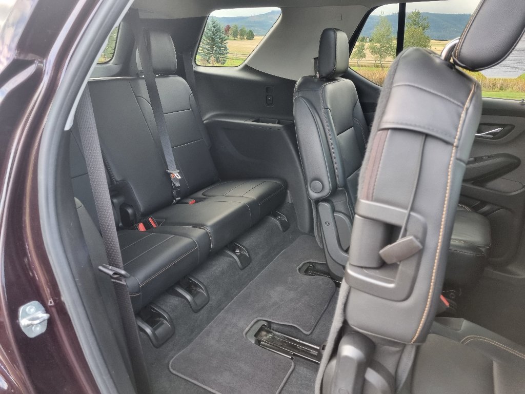 Used 2018 Chevrolet Traverse LT AWD/4WD image 30