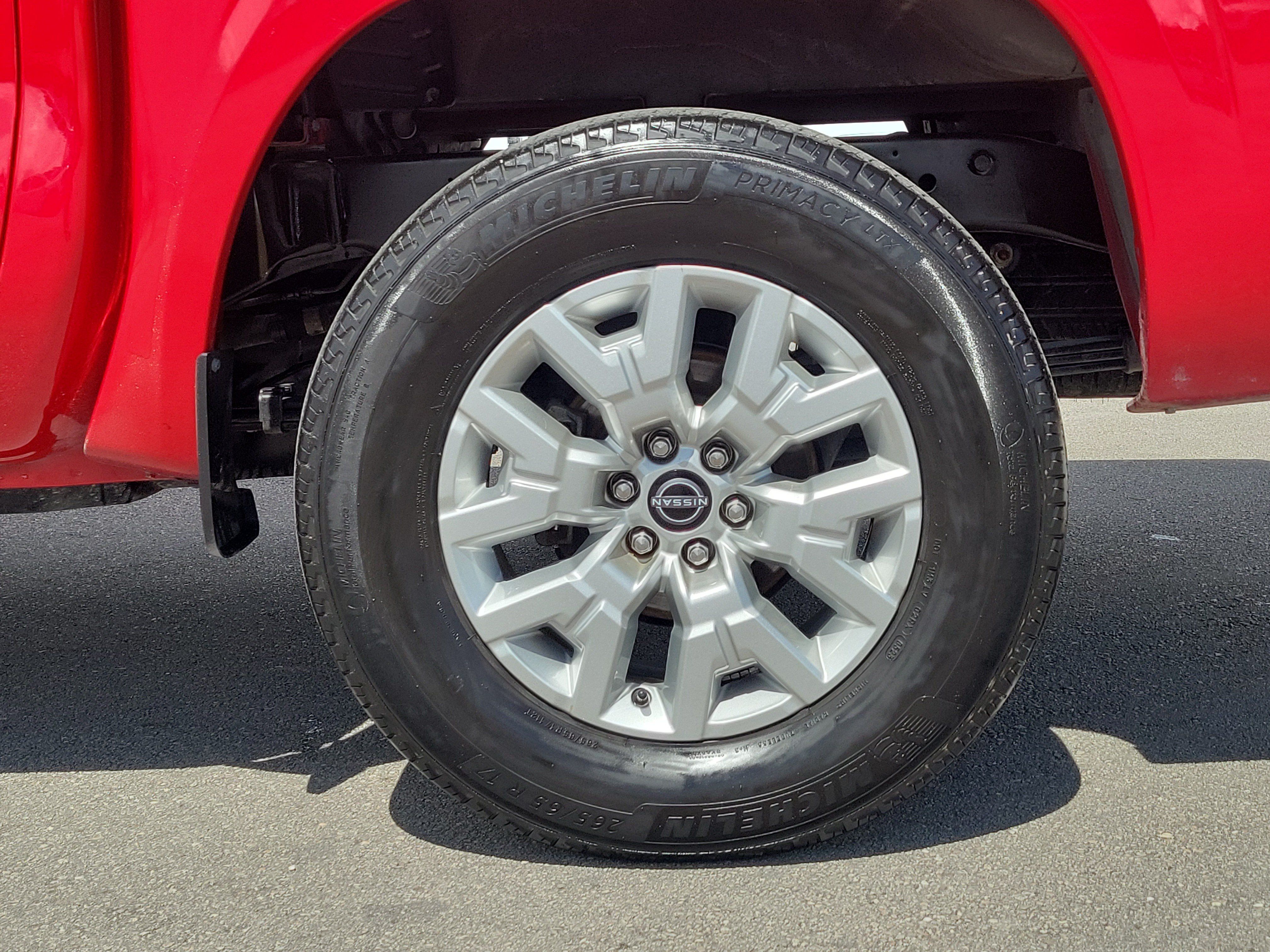Used 2023 Nissan Frontier SV AWD/4WD image 28