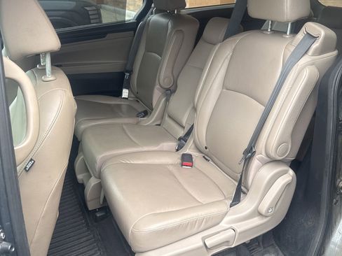 Used 2020 Honda Odyssey EX-L image 9