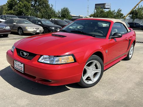 Used 1999 Ford Mustang GT RWD image 93
