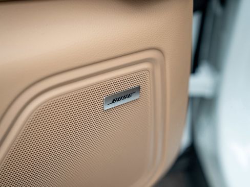 New 2026 Porsche Macan image 11