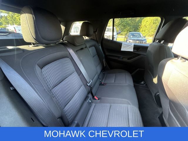 Used 2026 Chevrolet Equinox LT AWD/4WD image 27