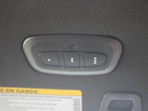 Used 2025 Jeep Grand Cherokee Limited w/ Luxury Tech Group II AWD/4WD image 15