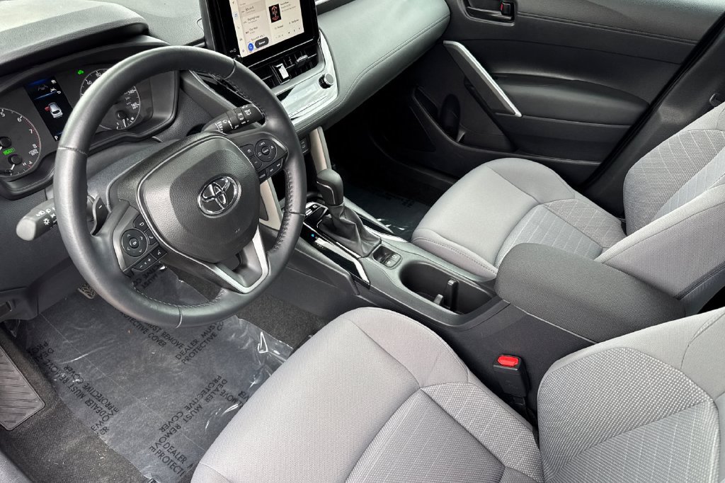 Certified 2024 Toyota Corolla Cross AWD Hybrid image 9