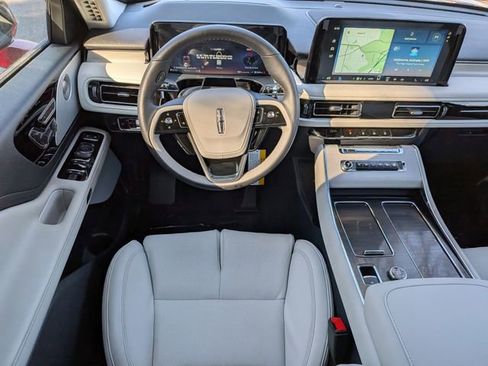New 2026 Lincoln Aviator Reserve image 11