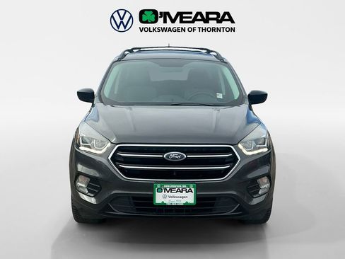 Used 2018 Ford Escape SE w/ SE Sport Appearance Package image 8