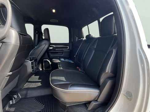 Used 2020 RAM 2500 Laramie AWD/4WD image 16