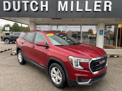 Used 2022 GMC Terrain SLE w/ Driver Convenience Package