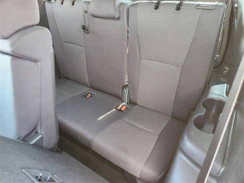 Certified 2024 Toyota Highlander LE image 21