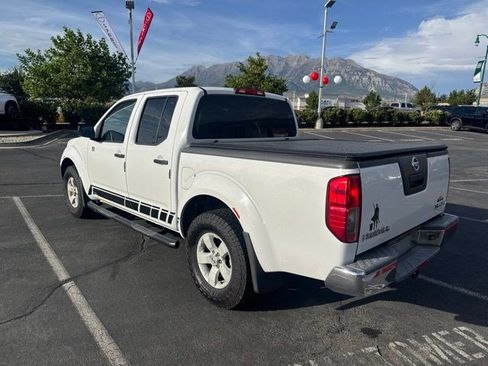 Used 2010 Nissan Frontier SE AWD/4WD image 7