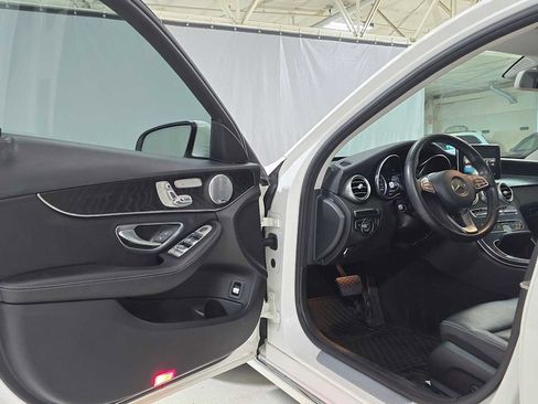 Certified 2016 Mercedes-Benz C 300 4MATIC Sedan image 19