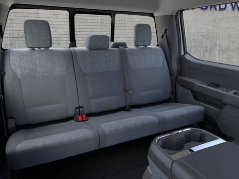 New 2026 Ford F250 XLT w/ FX4 Off-Road Package image 11