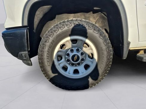 Certified 2024 Chevrolet Silverado 2500 W/T w/ WT Fleet Convenience Package AWD/4WD image 9