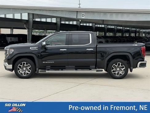 Used 2024 GMC Sierra 1500 SLT w/ SLT Premium Plus Package AWD/4WD image 7