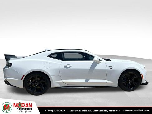 Used 2021 Chevrolet Camaro LT w/ RS Package RWD image 6