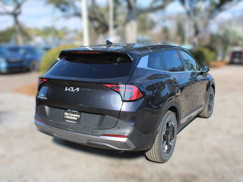New 2026 Kia Sportage EX image 7