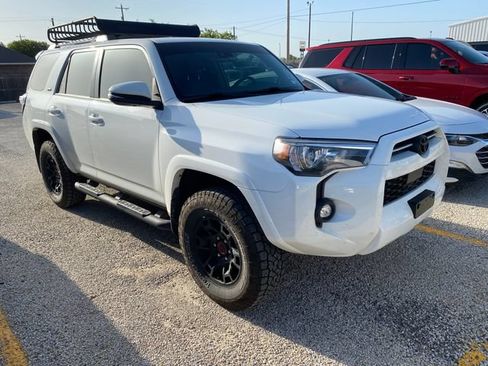 Used 2024 Toyota 4Runner SR5 Premium w/ Moonroof Package AWD/4WD image 2