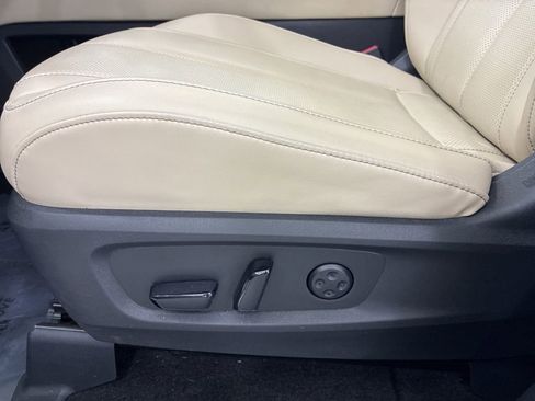 Used 2025 INFINITI QX60 Luxe image 14