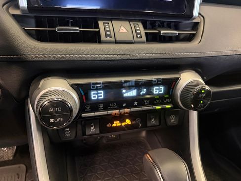 Used 2025 Toyota RAV4 XLE Premium w/ Weather Package AWD/4WD image 22