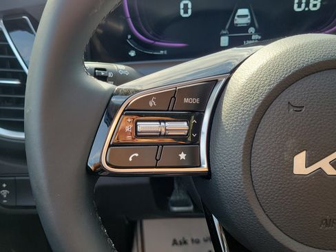 Used 2025 Kia Seltos S FWD image 23