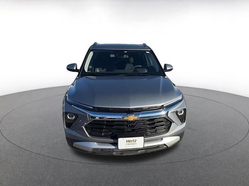 Used 2025 Chevrolet TrailBlazer LT image 4