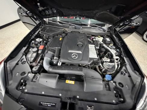 Used 2018 Mercedes-Benz SLC 300 image 36