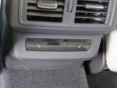 Used 2025 Audi Q5 Prestige image 16