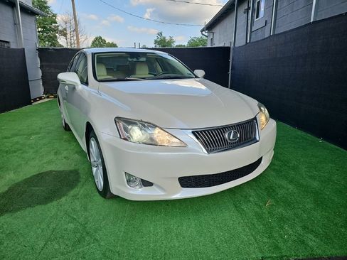 Used 2009 Lexus IS 250 AWD image 2