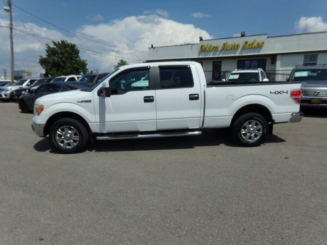 Used 2009 Ford F150 Lariat AWD/4WD image 2