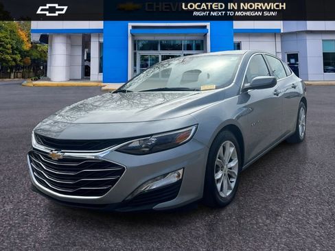 Used 2024 Chevrolet Malibu LT FWD image 1