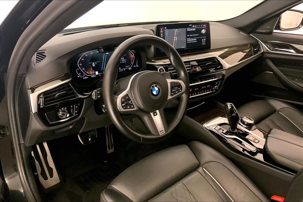 Used 2023 BMW 540i xDrive w/ Executive Package AWD/4WD image 21