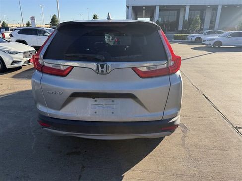 Used 2018 Honda CR-V LX image 6