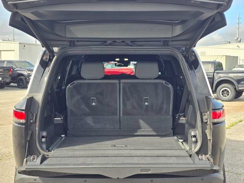 Used 2023 Rivian R1S Adventure AWD/4WD image 13