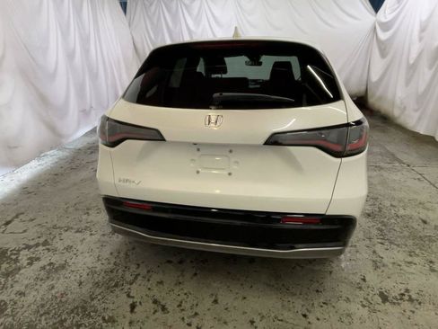 Certified 2025 Honda HR-V EX-L image 8
