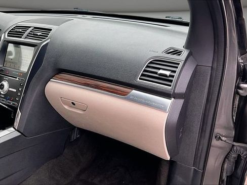 Used 2018 Ford Explorer Limited FWD image 27