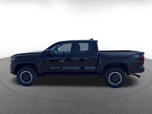 Used 2025 Toyota Tacoma TRD Off-Road AWD/4WD image 8