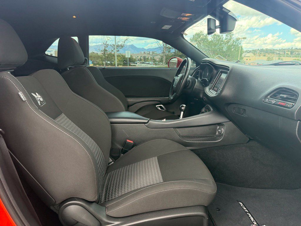 Used 2022 Dodge Challenger R/T Scat Pack RWD image 28