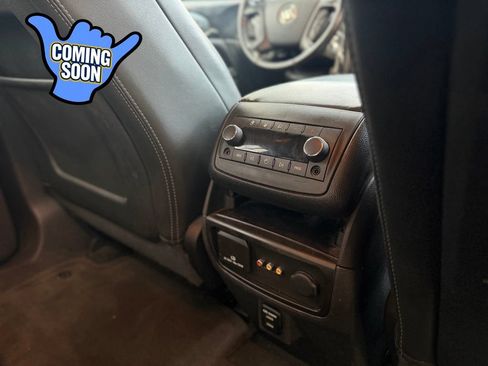 Used 2016 Buick Enclave Leather FWD image 17
