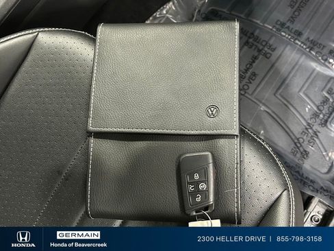 Used 2022 Volkswagen Tiguan SE AWD/4WD image 30