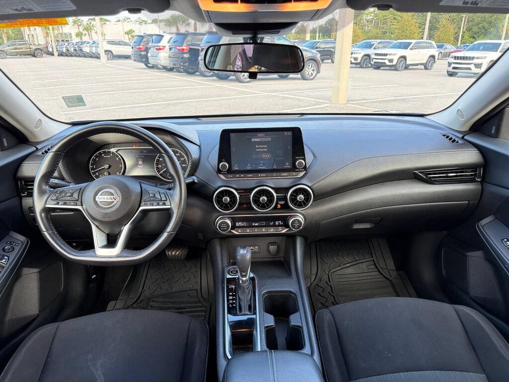 Used 2020 Nissan Sentra SV FWD image 12
