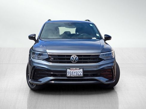 Used 2022 Volkswagen Tiguan SE R-Line FWD image 3