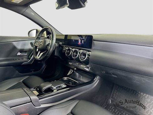 Used 2020 Mercedes-Benz A 220 4MATIC image 35