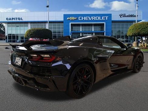New 2026 Chevrolet Corvette Z06 w/ Z07 Performance Package image 3