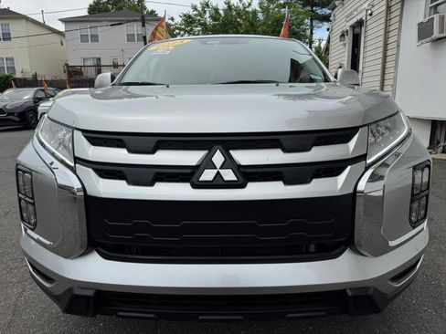 Used 2024 Mitsubishi Outlander Sport SE AWD/4WD image 5