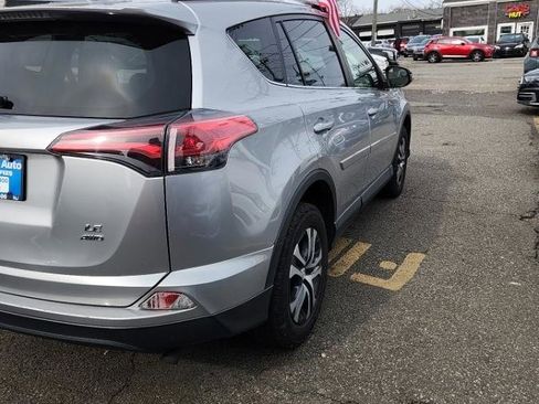 Used 2018 Toyota RAV4 LE w/ All Weather Liner Package image 4