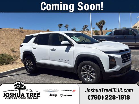 Used 2025 Chevrolet Equinox LT FWD image 1