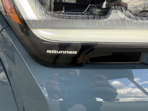 Used 2025 Toyota 4Runner Limited image 4