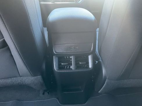 Used 2025 Chevrolet Equinox LT AWD/4WD image 24